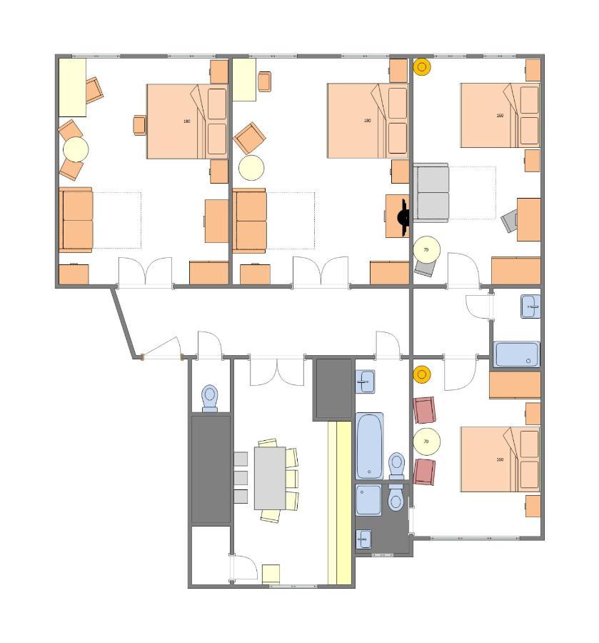 4 Bedrooms 130M2 Apartment At The Main City Square Πράγα Εξωτερικό φωτογραφία